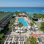 Galeri Resort Hotel