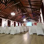 Montania Special Class Hotel