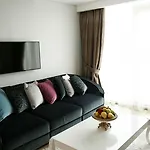 Mox Hotel Wellness & Spa
