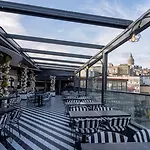 Ferman Port Hotel - Special Category