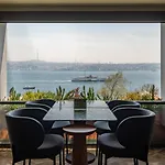 Zimmer Bosphorus Hotel