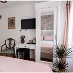 Baris Otel Cunda