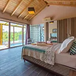 Villa My Heart Sauna And Indoor Heated Pool