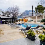 Zulu Hotel