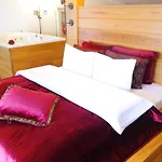 Asiklar Otel By Suekrue