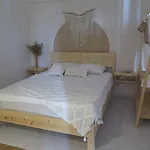 Santa Suites- Near Saint Nicholas Church