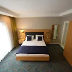 Sera Nature Hotel & Spa