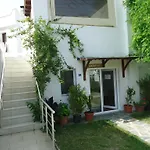 Ipek Otel