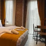 Gen Suites Cibali