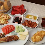 Koz Eren Otel Cesme