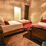 Cappadocia Eagle Cave Inn