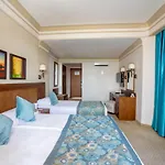 Villa Side Hotel