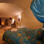 Travel Inn Cave Hotel