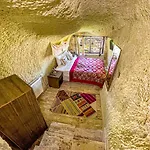 Heritage Cave Suites