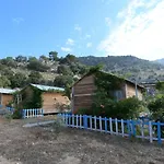 Pavlonya Bungalows