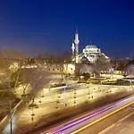 Emporium Hotel