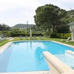 Belizi Hotel