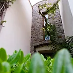 Bella Garden