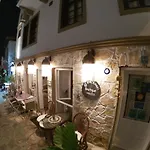 Old Kalamaki Pansiyon