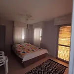 Sunset-Denize Sifir Konumda, Esyali Yazlik