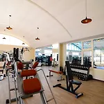 Azka Hotel