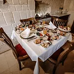 Tafoni Houses Cave Hotel