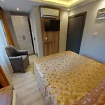 Peker Hotel