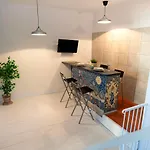 Atlas Han Hotel