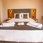 Grand Business Hotel