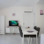 Art Life Apartments