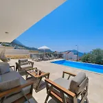 Lumiere Villas 2