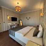 Muyan Suites