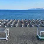Yade Apart Pension