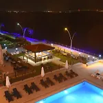 Blue Pier Hotel