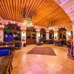 Capp Royal Cave Hotel
