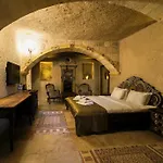 Capp Royal Cave Hotel
