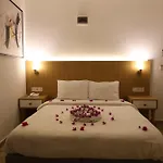 Eden Hotel