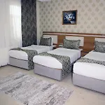 Dimet Park Hotel