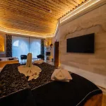 Safran Cave Hotel