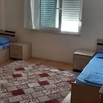 Oz Ulutas Apart Evleri