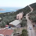 Likya House - Deniz Ve Doga Manzarali, Havuzlu