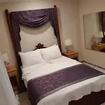 Central Park Otel - Adult Only