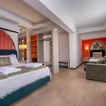 La Benata Beach Hotel