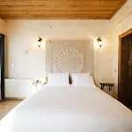 Rocca Stone House