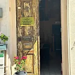 Tom Square Boutique Hotel