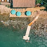 6 Rooms By Azumare