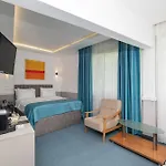 Askadar May Otel