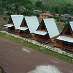 Lalin Suit Apart Bungalow