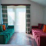 Tok Epik Hotel