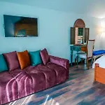 Tok Epik Hotel